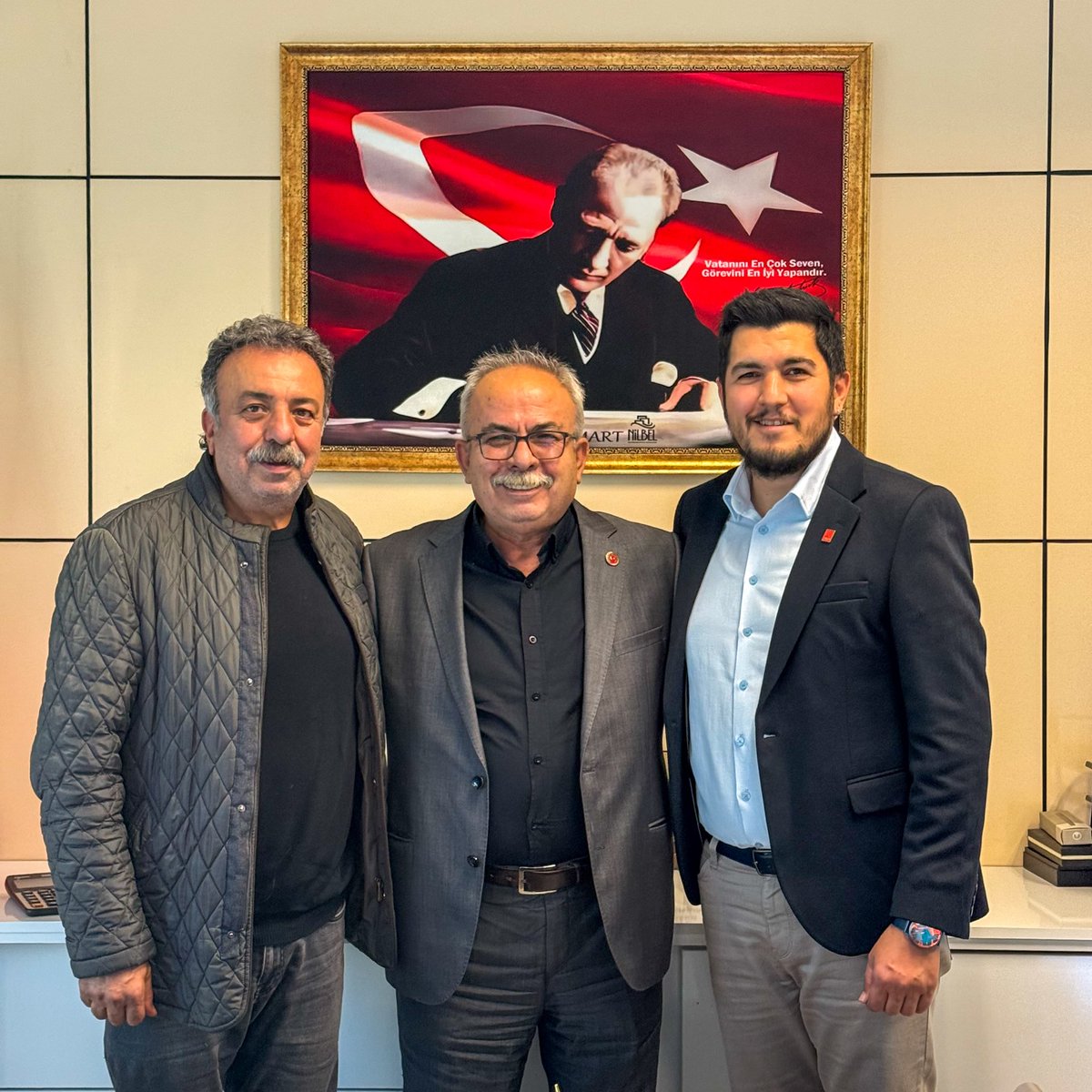 İl Disiplin Kurulu üyemiz Erdoğan Yıldız ile Nilüfer Belediyesi NilBel A.Ş. Yönetim Kurulu Başkanı <a href="/ibrahimmart/">İbrahim Mart</a> ‘ı ziyaret ettik. Teşekkür ederiz babam ❤️

#chp #cumhuriyethalkpartisi #chpbursailbaşkanlığı #chpbursa #nihatyeşiltaş #nilüferbelediyesi #nilbel <a href="/BursaicinCHP/">CHP Bursa İl Başkanlığı</a>