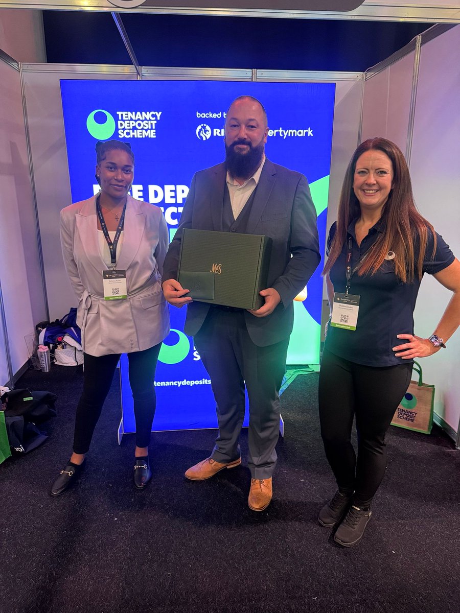 What an amazing day at the EA Masters!  💙 Debbie and Slyvena had a fantastic time networking and sharing insights with industry experts. 

A huge congratulations to Matt Lawson from Lawsons Estate Agents for winning our giveaway!🍾🥂