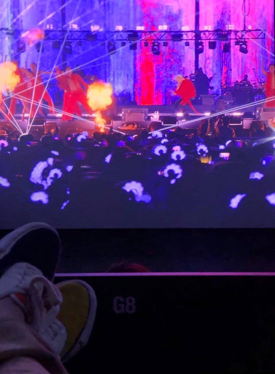 ariesmauve's tweet photo. 🐉 내가 말했G? 꼭 본다고^^ 다음에도 G8 찜🍿

헐 권지용 진짜 G8에서 영화 봤어. . . https://t.co/am9iH7trZW