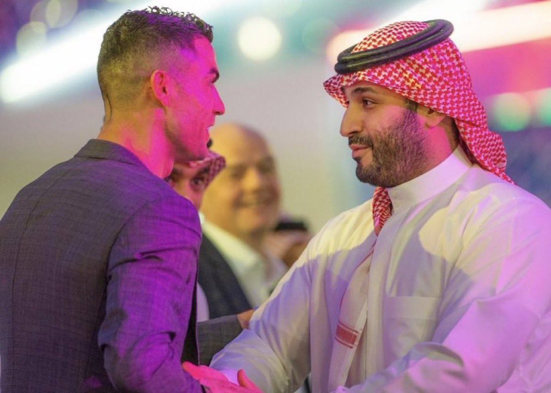 🚨🚨🚨🚨🚨🚨🚨🚨🚨🚨🚨🚨🚨🚨🚨🚨

تصريح عظيم جدًا .. تصريح تاريخي من الاسطورة كريستيانو رونالدو:

أنا في المملكة العربية السعودية 🇸🇦 

وهي دولة عظيمة جدًا بفضل الأمير محمد بن سلمان

السعودية تقوم بعمل عظيم جدًا بفضل محمد بن سلمان

💚💚💚💚💚💚💚💚💚💚💚💚💚💚💚💚