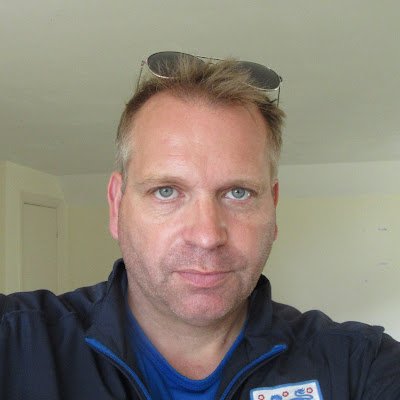 FlowerCrow tweet media