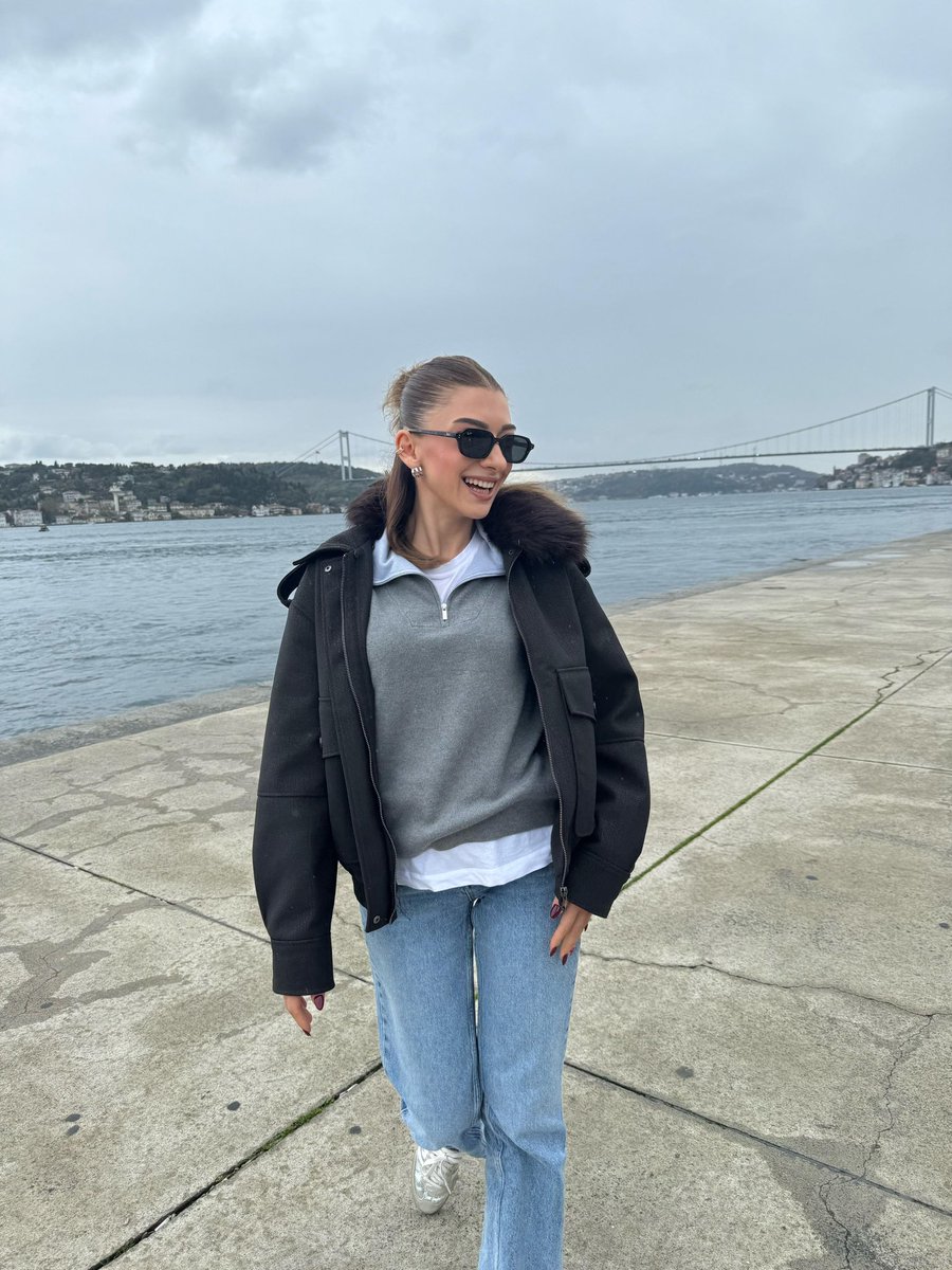 Ladiespale's tweet photo. 💌 Beni bilirsiniz gülerim https://t.co/uh83hA4eW2