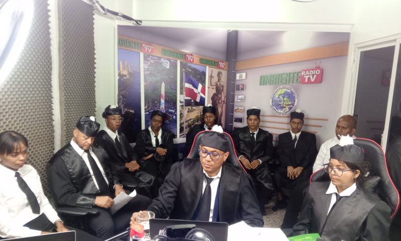 INSAPROMA's tweet image. El Tribunal Superior Administrativo se reservó el fallo del amparo que busca impedir la ampliación de la Av. República de Colombia por el posible impacto al Jardín Botánico. 

🔗 Lee la nota completa aquí: [ojadiario.com/tsa-se-reserva…]

#Actualidad #Noticias #AlertaCiudadana