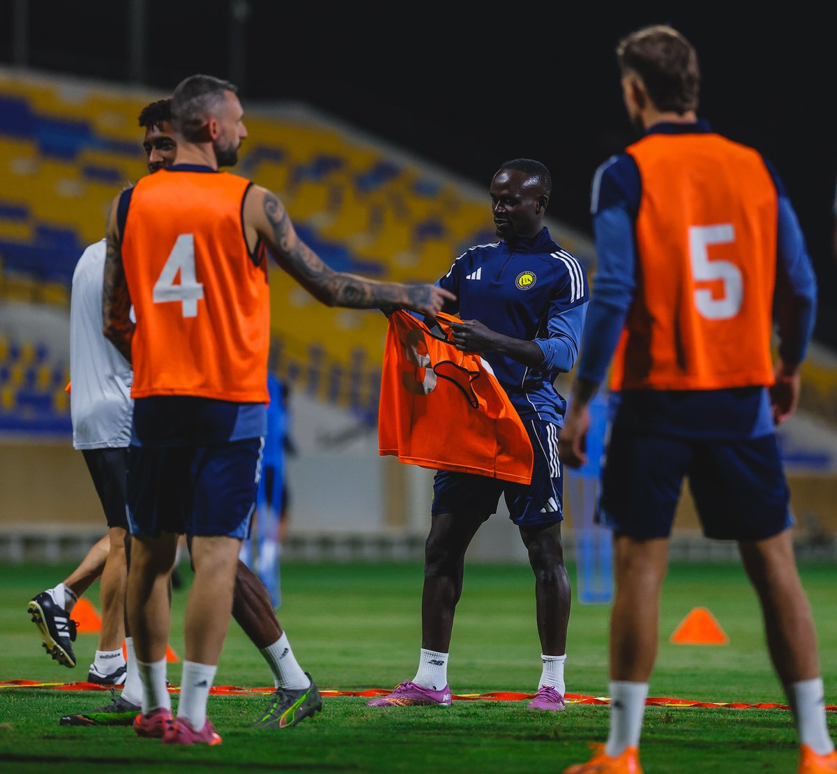 تحضيراتنا اكتملـت..
وغدًا يتجدَّد موعـدنا معكم 💛
tickets.victoryarena.com/ar/event/afc2-…