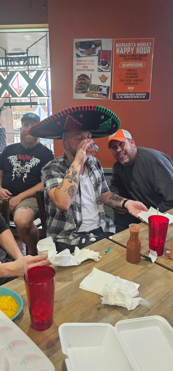 Episode 115 now available! Listen as the boys recap a wild birthday weekend in Minnesota, kick some sad sacks off the lawn, another Jakks line on the 7 Minute Mission, and so much more!

podcasts.apple.com/us/podcast/gor…