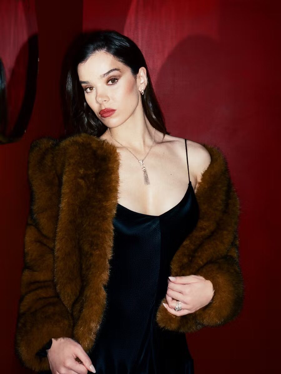 Hailee Steinfeld for Bustle Magazine