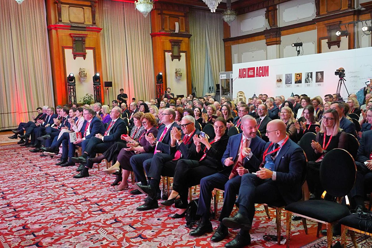 Am participat astăzi la evenimentul dedicat celor 190 de ani pe care Generali i-a marcat în România, un reper important pentru dezvoltarea pieței asigurărilor și a sectorului financiar nonbancar.