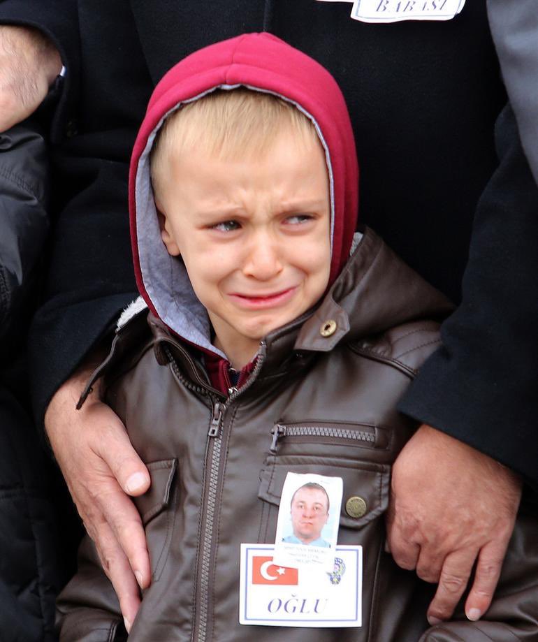 artikguclu's tweet image. Şehit çocuklarımızın ahı üzerinizdedir.!