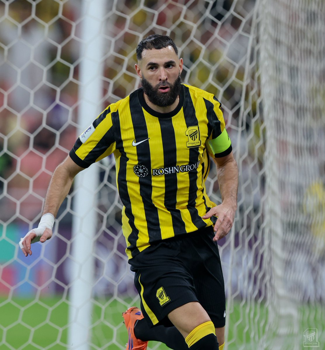 ittihad_en's tweet photo. 📸| When he plays, he scores. ☝️💛
#Ittihad_Sharjah https://t.co/ZTO4XipgSw