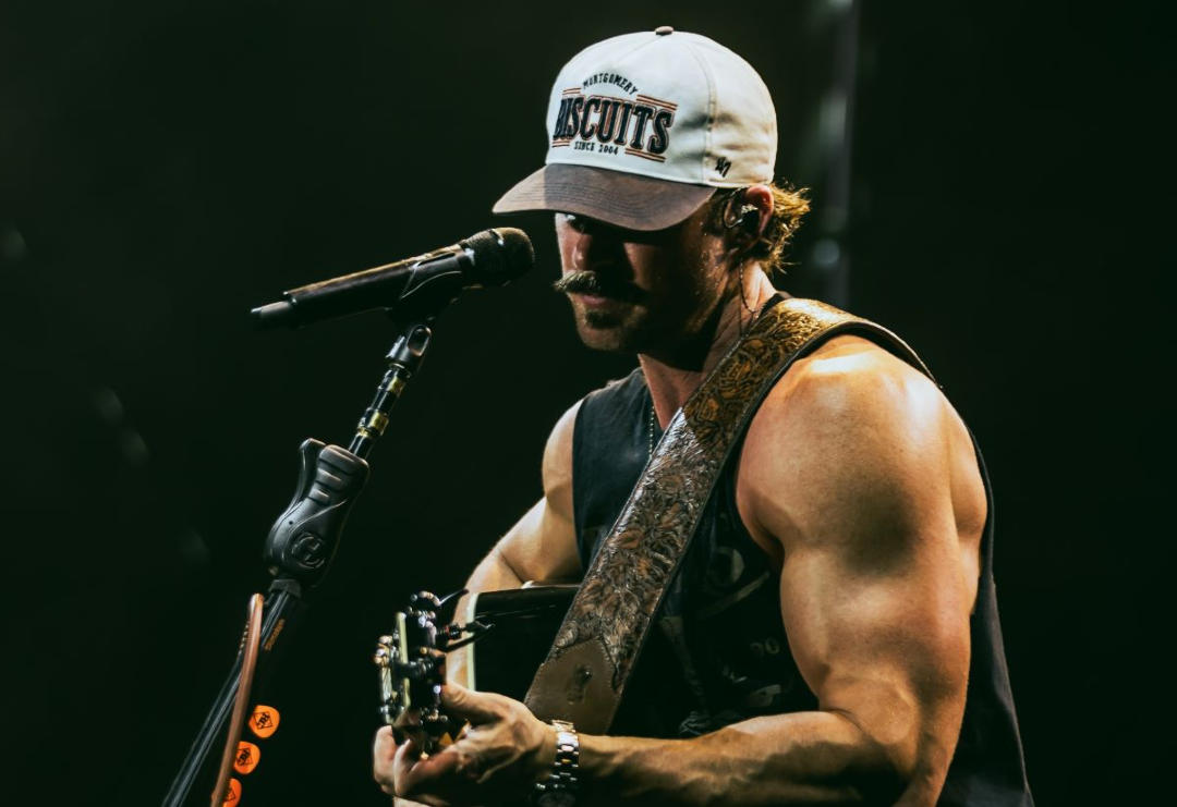 🚨 Limited tickets left for Riley Green's Ain’t My Last Rodeo Tour this Saturday at T-Mobile Center. Don’t miss your chance to see him live! 🤠🎶🎟️ Grab your tickets before they’re gone: f.mtr.cool/wiqjggwivi