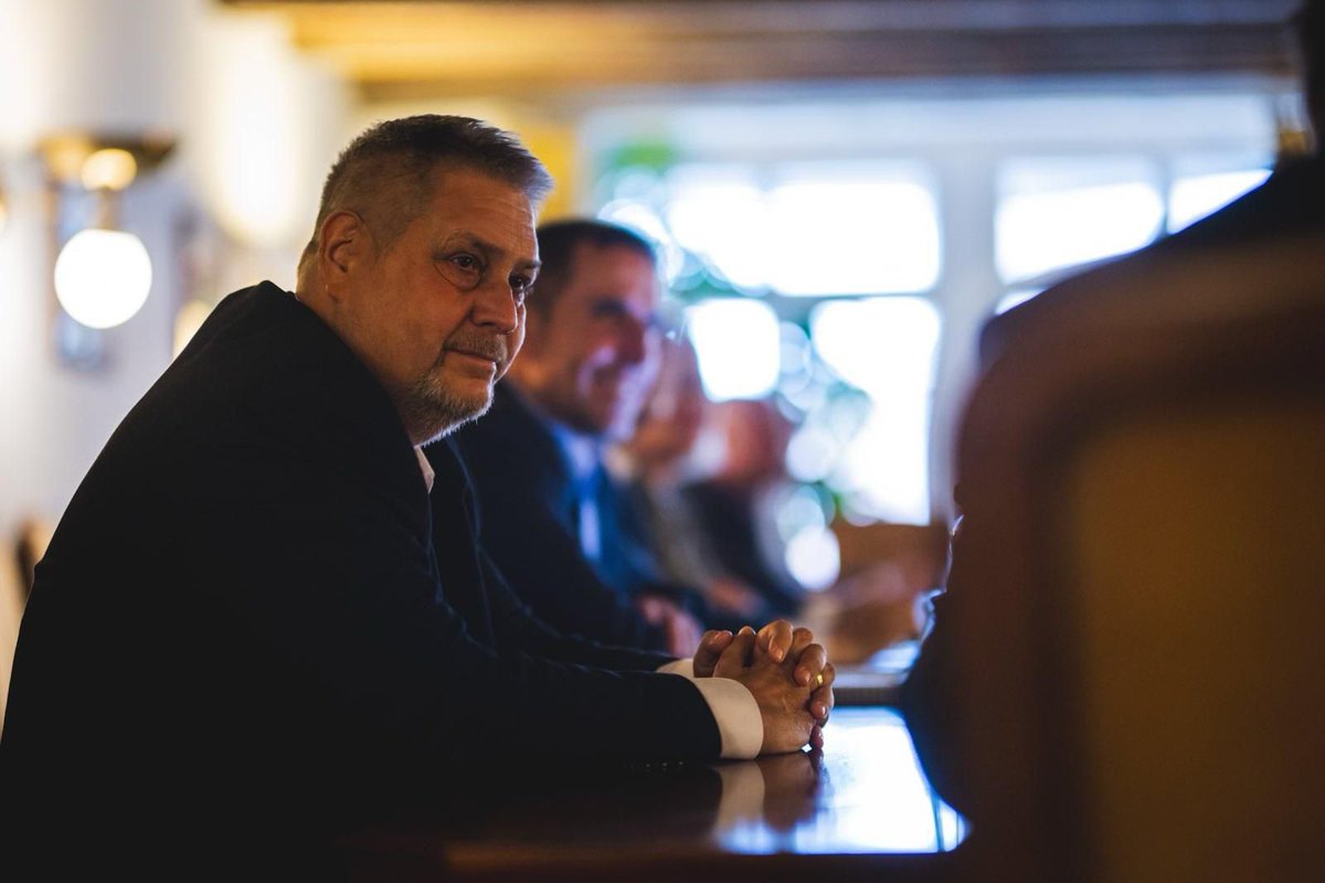 LiborHoppe's tweet image. Ohlednutí za kampaní 💪🇨🇿
Když se ohlédnu zpátky, vidím stovky rozhovorů v ulicích, tisíce kroků po městech i vesnicích a hlavně lidi – dobrovolníky, kolegy, přátele i úplně cizí, kteří věřili, že má smysl volit.

👉Byla to náročná, ale neuvěřitelně zábavná cesta. Naučila mě…