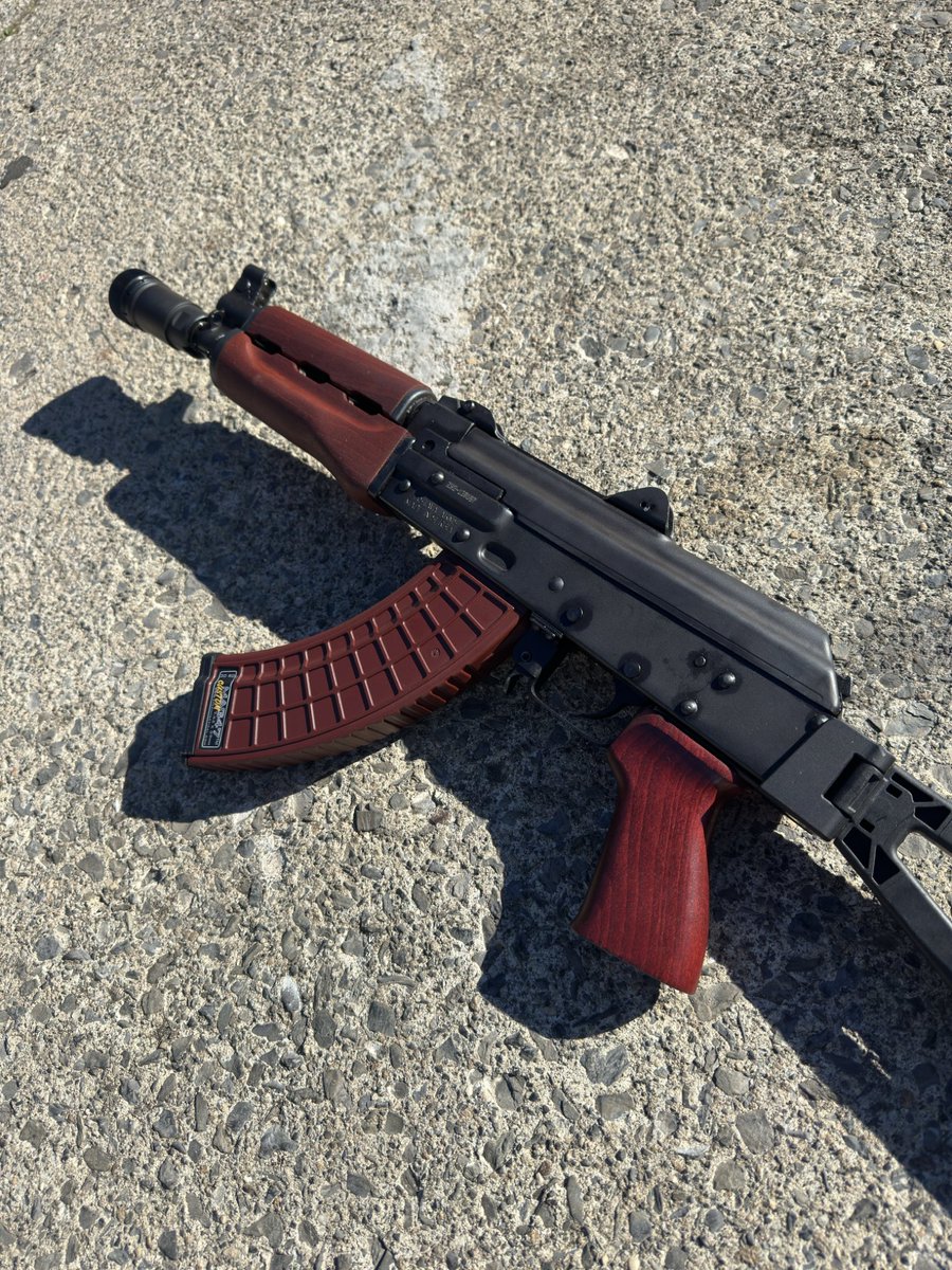 Tacticaljavi999's tweet photo. HEAT🔥🔥🔥
#REAL #XtechTactical
#Zpap #Zastava #M92 #Serbia #AR15 #Springfieldarmory #SaintArmory #Draco #223Rem #556Nato #CenturyArms #Ak47 #762soviet #Romania #USA #Pro2a #2A #Tactical #Tacticool #Ak #USA #Merica #Godbless https://t.co/jqNeRaDtKG