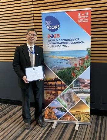 Congratulations to Dr. Zong-Ming Li on his induction as a Fellow of the International Combined Orthopaedic Research Societies (ICORS)! This honor recognizes Dr. Li's contributions to orthopaedic research and international collaboration.  #OrthopaedicExcellence #ResearchLeadership