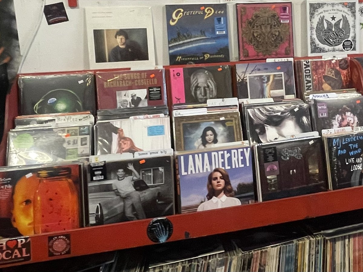 Rediscover Records tweet media