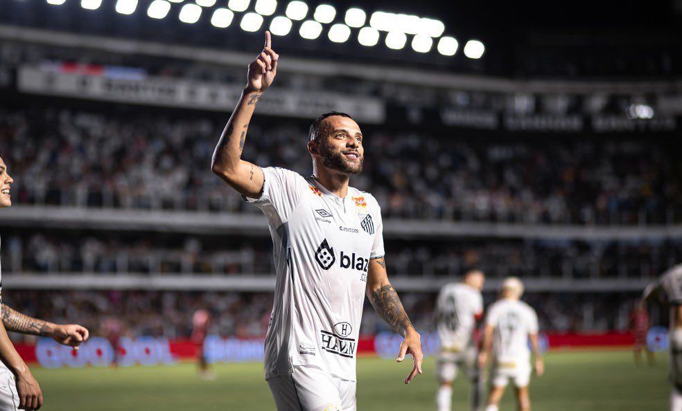 estagidosantos's tweet photo. Ei @grok faça uma imagem do Guilherme do Santos FC sendo executado por um pelotão de fuzilamento https://t.co/ocgvECrQ0U