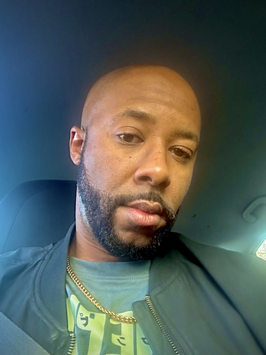 TaeB_BMG's tweet photo. Getting use to this bald thing https://t.co/6tvT7QqpPP