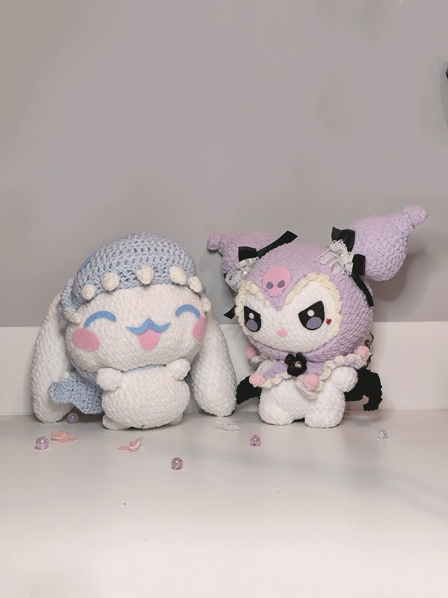 mirumusa's tweet photo. Oq você pode encontrar aqui na lojinha da Mirumuh: chaveiros, big amigurumis, prints, adesivos e pinturas, e receitas de amigurumis 🐇

#amigurumi https://t.co/2HSA64IouN