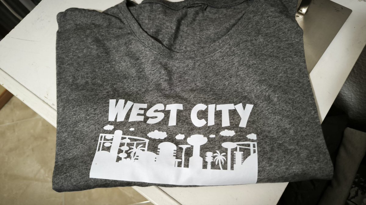 Encantados de presentaros como queda el skyline de Dragon Ball en las camisetas.
Entregado a su destino. Espero que os guste y si os interesa este diseño, solo teneis que escribir por mensaje privado y encargar vuestra camiseta 👕😋
Seguimos 💪😊