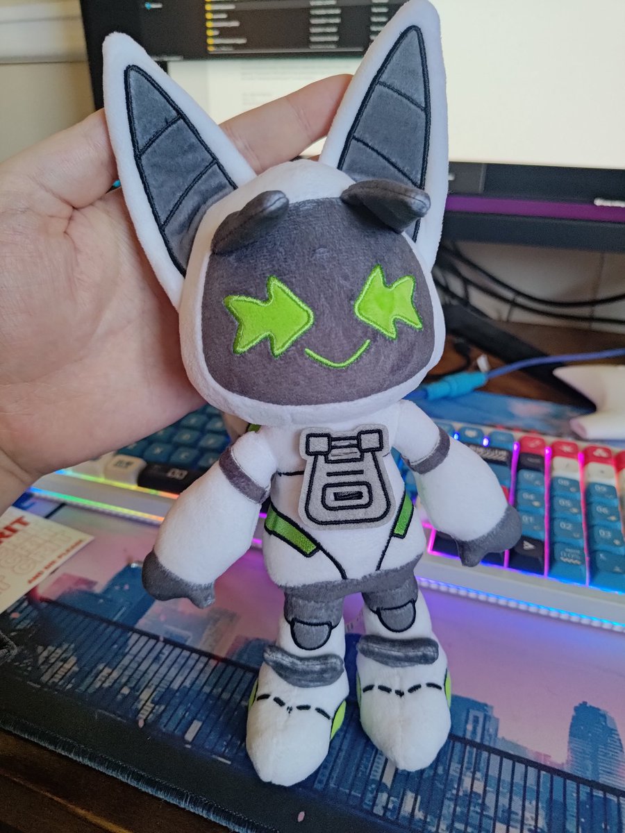 _Noe3_'s tweet photo. New plush acquired <3 https://t.co/r4AoShvNz8