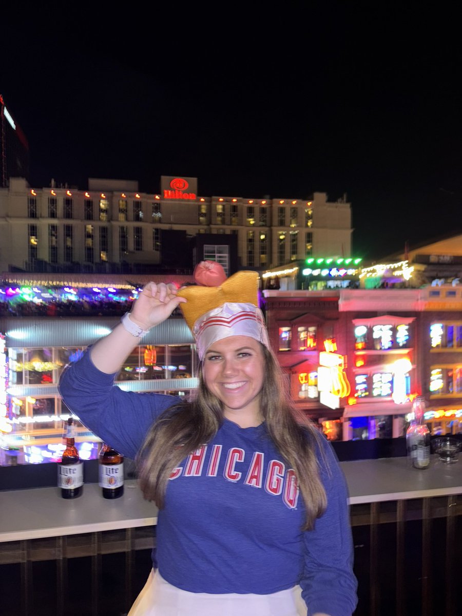PaigeLinker's tweet photo. Halloween was very fun! 

My culture IS my costume 🤭😤

#pilatesprincess #chicagostyle #hotdog https://t.co/csoWhleBoY