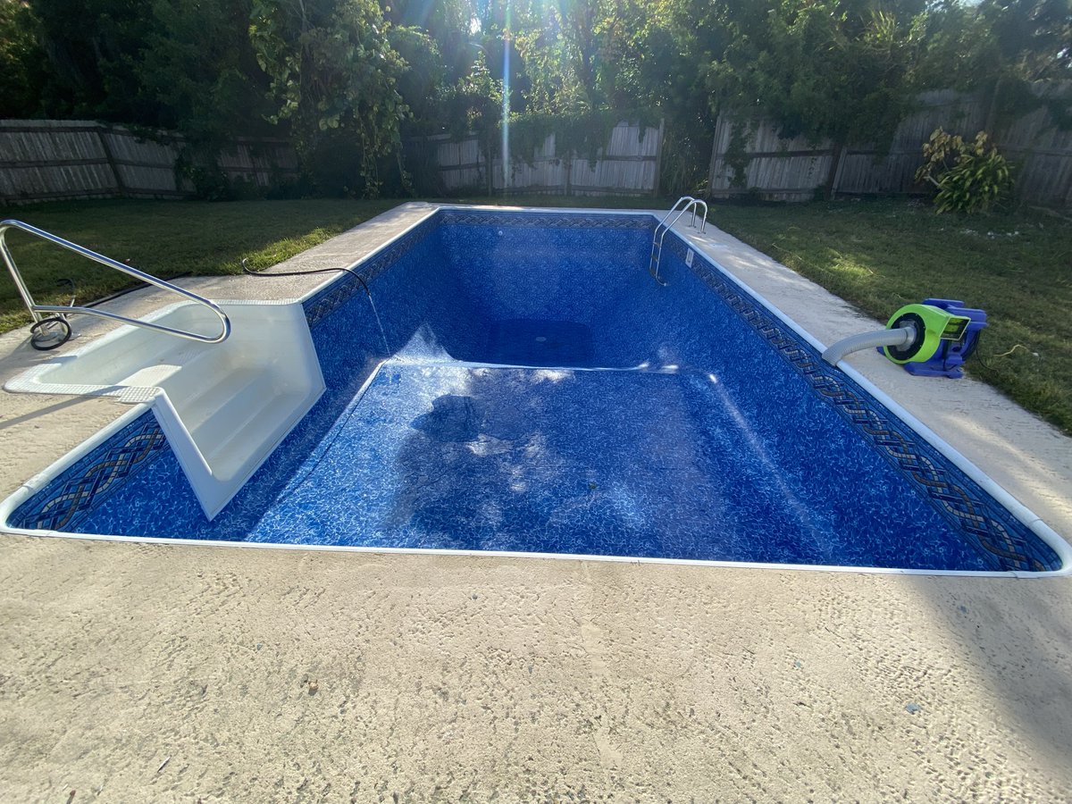 ppalmpools's tweet image. The customer called us to update their worn-out pool liner. We replaced the old liner with a dazzling Latham Panama Royal Prism pattern and installed all new Haywood face plates and trim for a fresh look. #PoolUpdate #LathamLinings