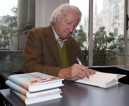 E' morto il vignettista Giorgio Forattini. Nato nel 1931 a Roma, ha lavorato per Panorama, Repubblica, ha diretto Il Male e creato illustrazioni per La Stampa, Il Giornale, primo a dare la notizia del decesso e QN. #ANSA 
ansa.it/sito/notizie/c…