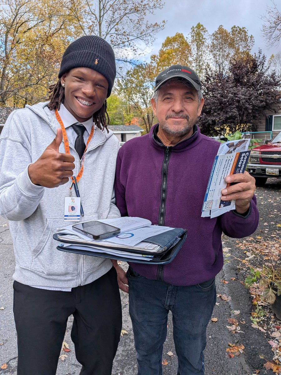 FinraySolar's tweet photo. Our new customers can't wait to see their solar savings! Don't miss out! Find a community solar farm near you on our website🌞

Talk to us about community solar:
🌐https://t.co/67uruBnBOR
📞 484-434-8179
📩 cs@finray.solar

#CommunitySolar #solar #solarenergy #greenenergy https://t.co/3jiGboQblM