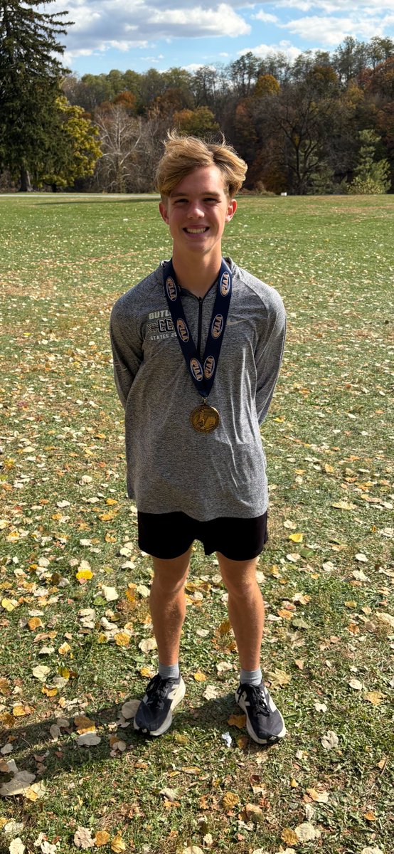 Congratulations to cross country runner Brendan Eicher on bringing home a medal from the state championships-15th place!