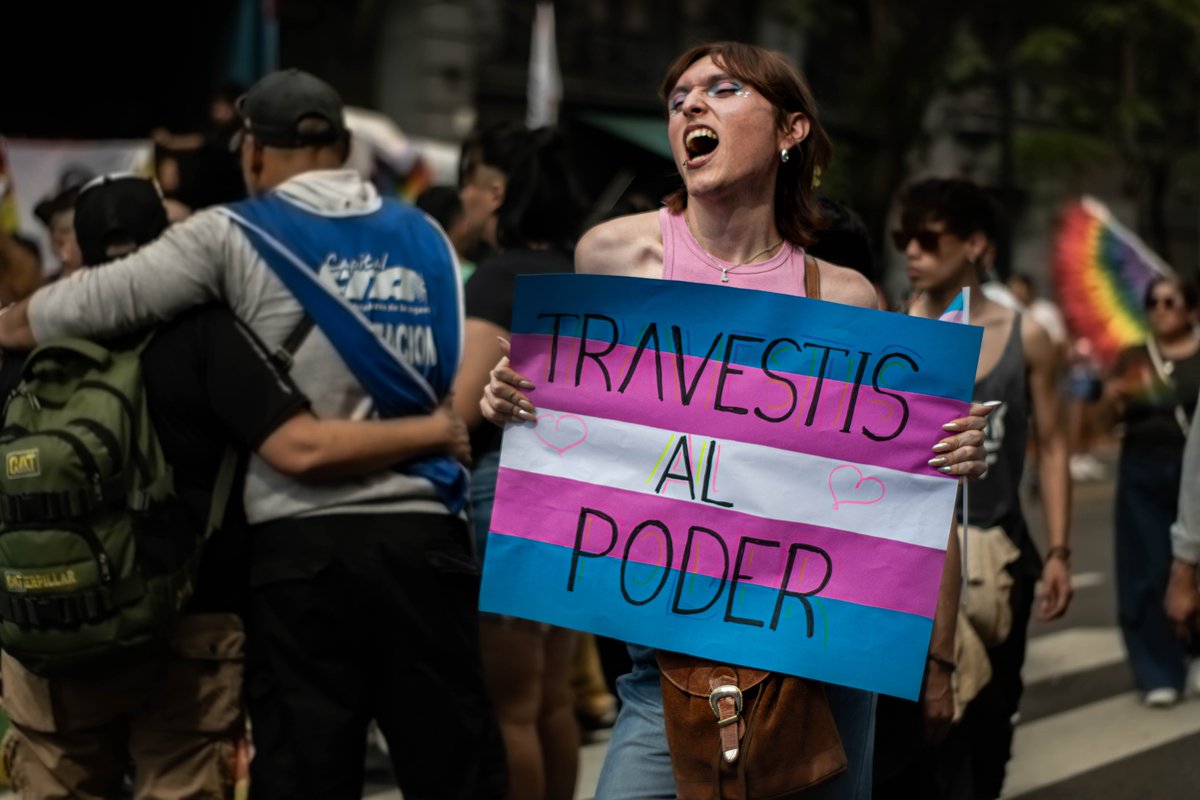 Langolas tweet media