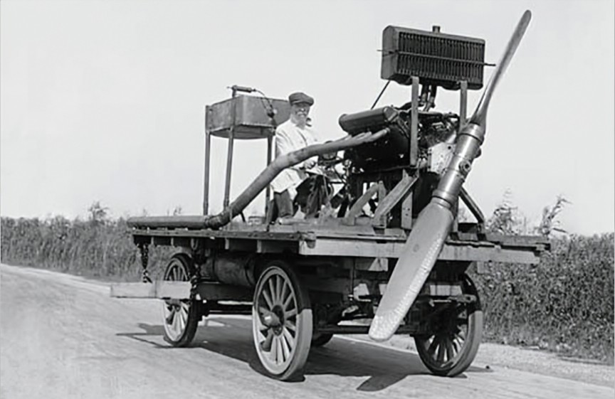 Just off down to the shops if anyone wants something?