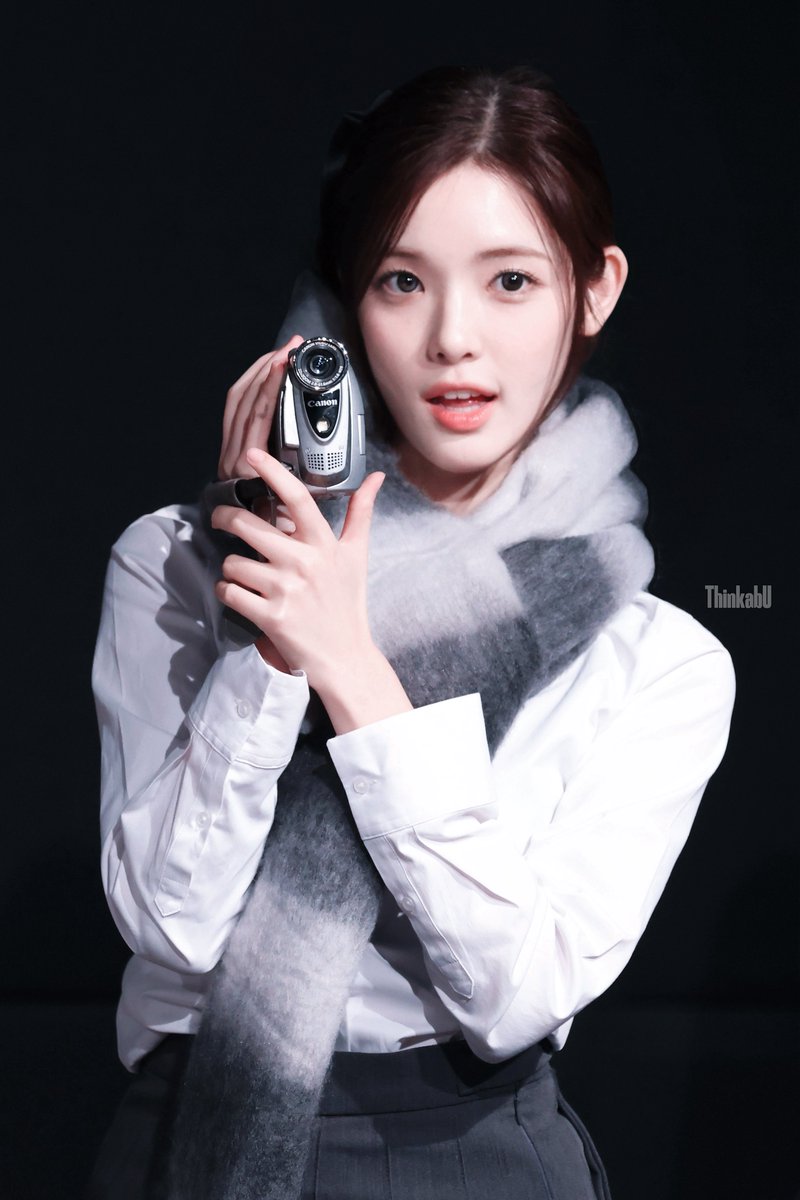 ThinkabU_0412's tweet photo. 251102

❄️📹🩵

#유하 #H2H #하투하
#하츠투하츠 #YUHA #Hearts2Hearts https://t.co/TpSreWiIWP