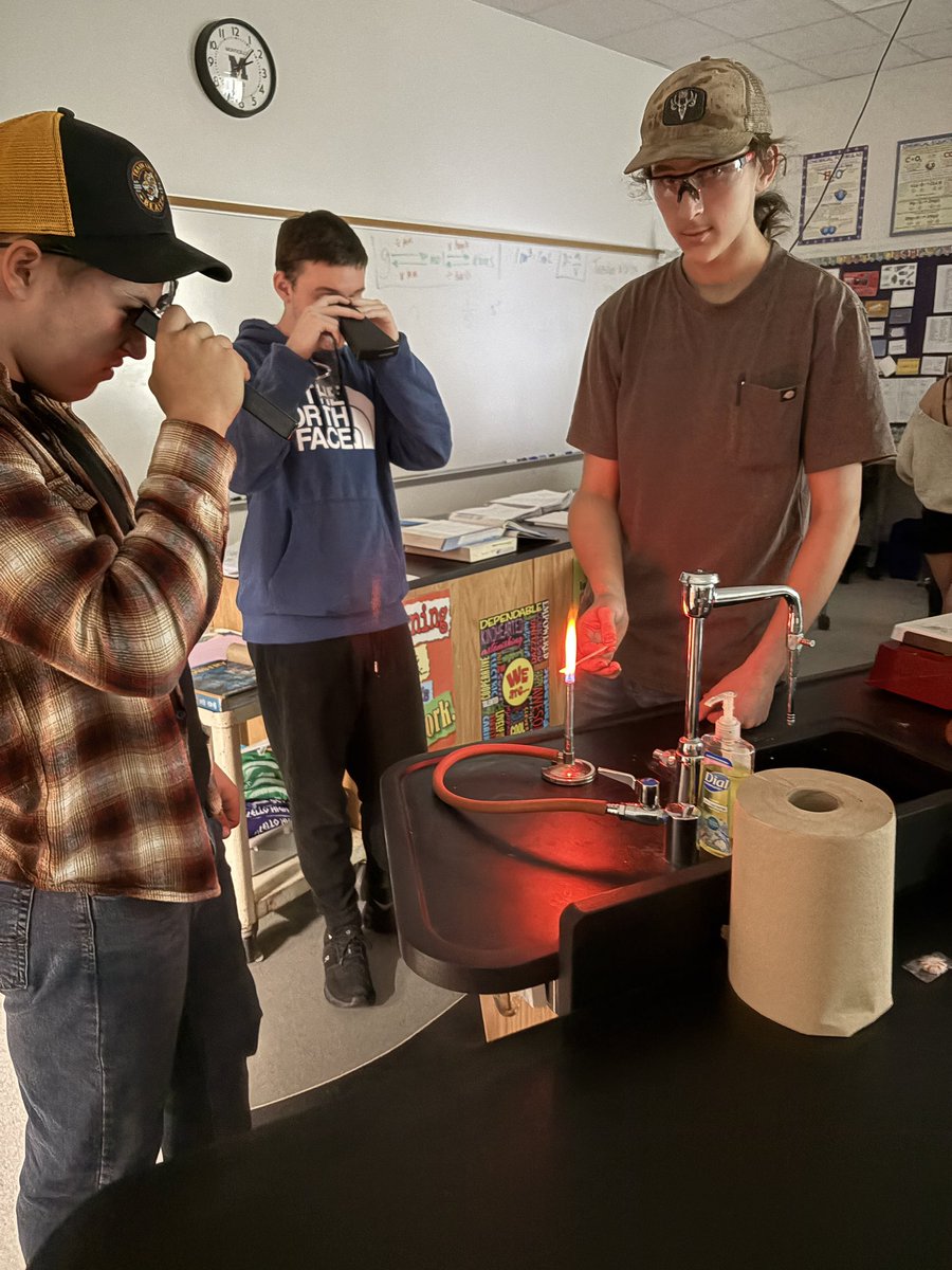 Mrs. Allen tweet media