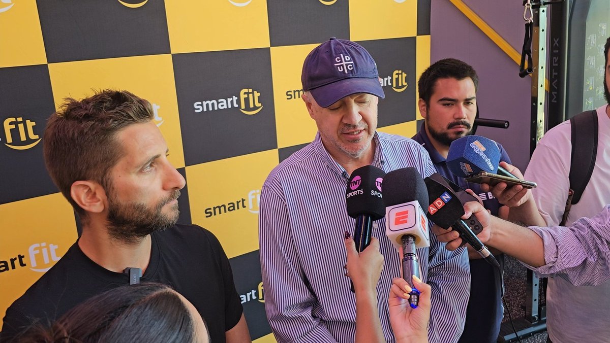 Juan Tagle y la comparación a mercados de pazd anteriores: "Ya no tenemos la incertidumbre del estadio y hemos empezado a generar recursos desde agosto. Esperamos que eso nos permita trabajar con mayor tranquilidad"

#LosCruzados