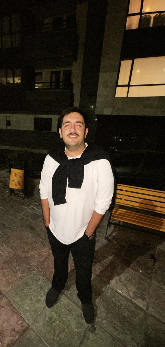 Bahad0r_'s tweet image. نمیدونم چرا با این ویو عکس گرفتم =))