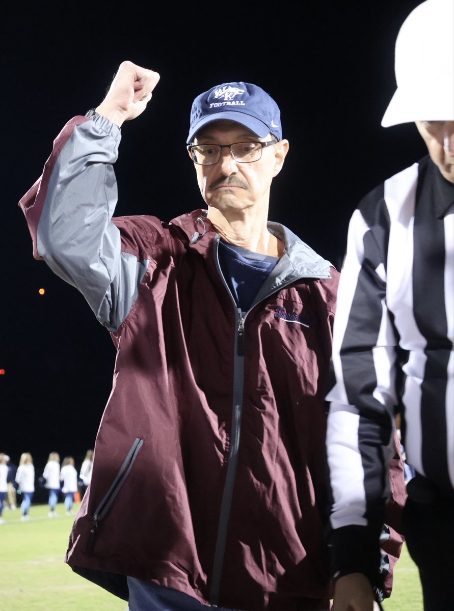 Friday Night <a href="/KnollFootball/">White Knoll Football</a> Head Coach Nick Pelham honored building support staff member David White to do the coin toss before our Senior Night game vs Chapin. David is a valuable part of our school and community and we appreciate all he does for our students <a href="/wk_timberwolves/">WhiteKnollHighSchool</a>