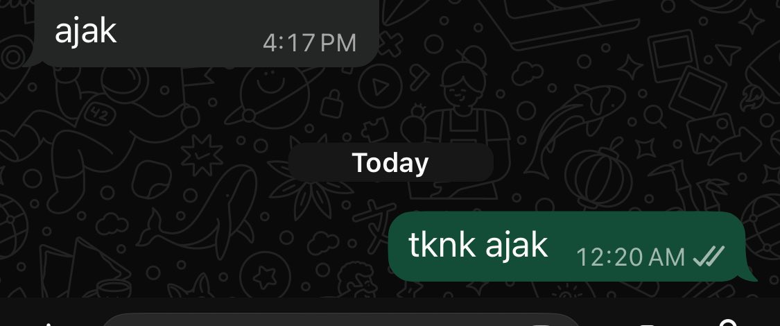 cyrxace's tweet photo. i have a beef with him 🙄 https://t.co/PahgN1d9Re