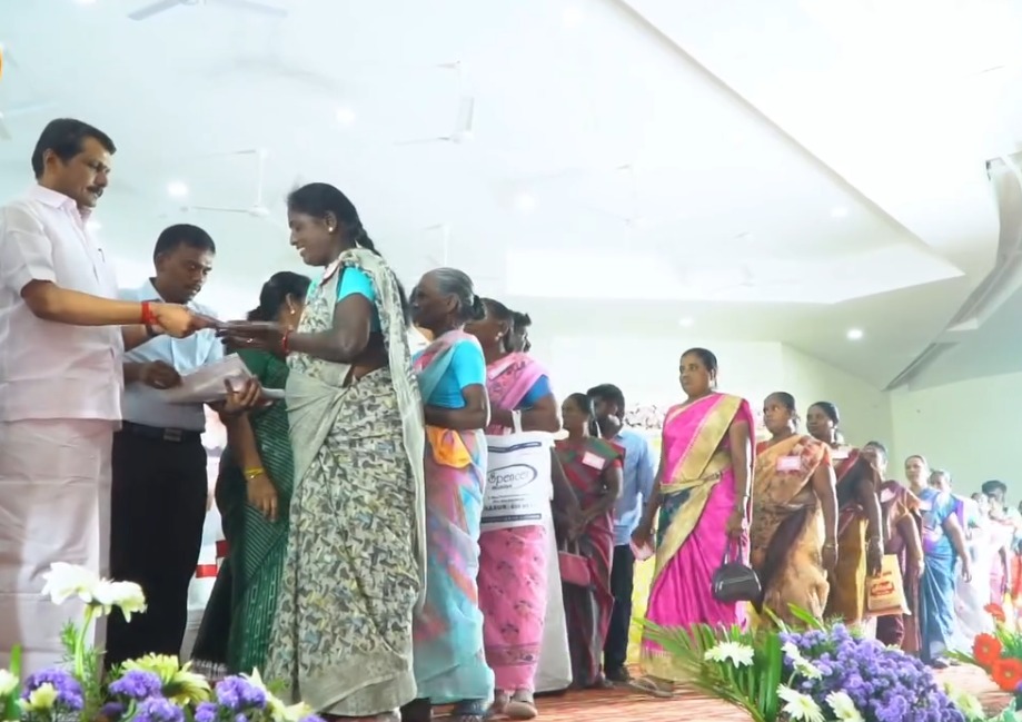 sidwale's tweet photo. A symbol of service, strength, and sincerity — @V_Senthilbalaji 🌟 @jaya2016maha #SenthilBalaji #StalinsShield #KarurProgress #DravidianModel #PublicWelfare https://t.co/2PyxL45b71