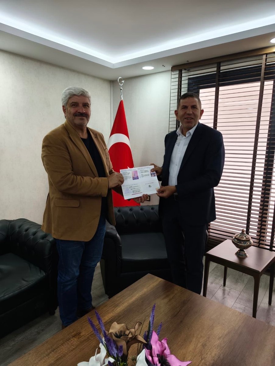 Diyarbakır KHK Platformu üyelerini sendikamızda misafir ettik.
Yaşadıkları mağduriyeti dile getirerek göreve iadeleri için destek talebinde bulundular..

“Geç gelen adalet adalet değildir”  kaziyesince uğradıkları bir haksızlık varsa devletimizin ilgili birimlerince gereğinin