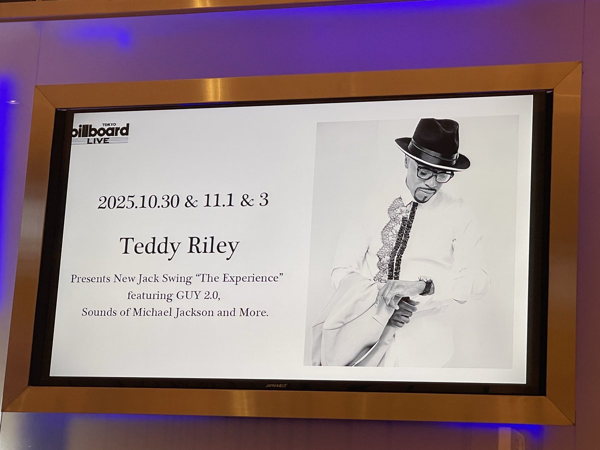 akimshabazz's tweet photo. 久しぶりの愛するTeddy RileyのLive😎💕
沢山の(永遠のw)愛と感謝を伝える事ができました🤩ハグも嬉しかった😭💕
Live後のファンサは神対応😭🙏
#TeddyRiley #テディライリー #GUY #Blackstreet #NJS #NewJackSwing #YepYep #BILLBOARDLIVETOKYO #ビルボードライブ東京 #レコード #Record #Vinyl https://t.co/zGdTZA6bDm