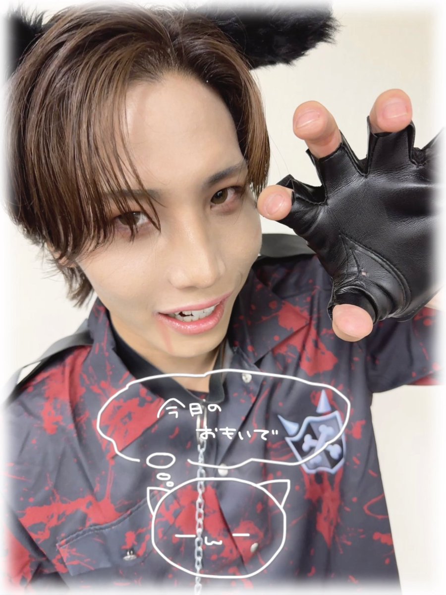 🫐◝✩ tweet media