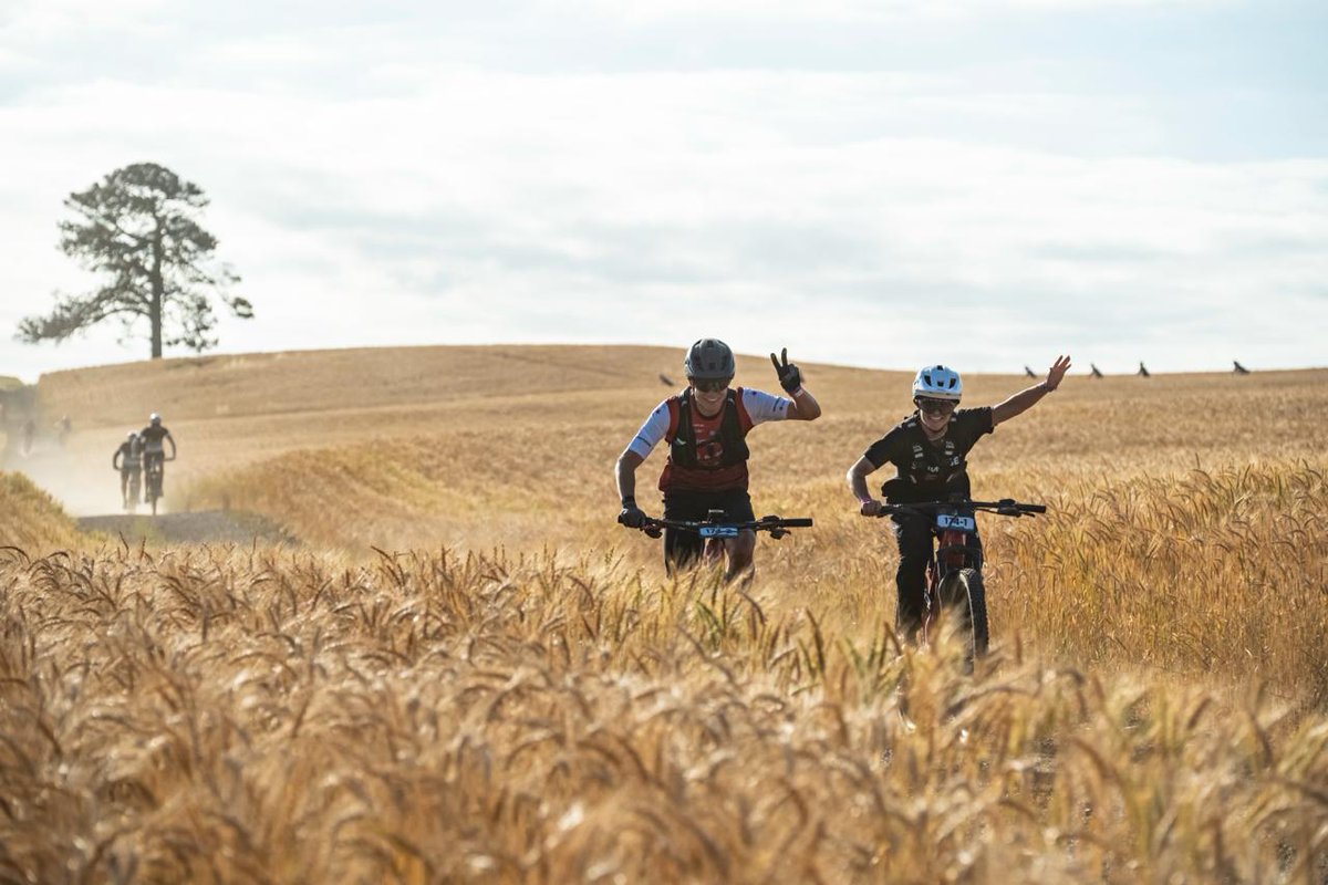 Matt Lombardi and Jason Boulle played the battery management game to perfection on Stage 2 of the FNB Wines2Whales Pinotage. Their rivals, Joris Ryf &amp; Sofia Wiedenroth, for stage victory were forced into a battery swap 5km from the line. Read all about it: diverge.info/2025/11/04/win…