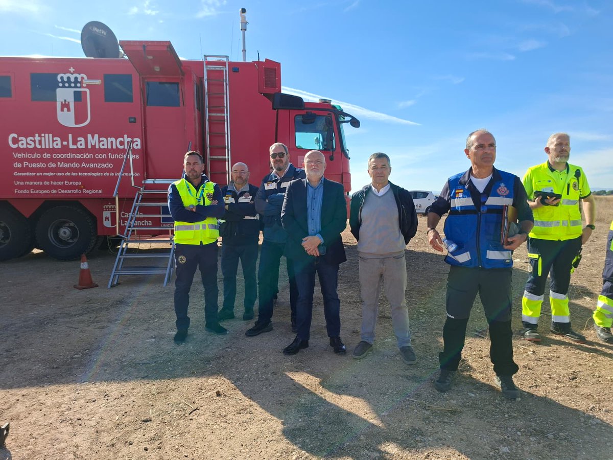jaruiz45's tweet image. ✈️ Más de 200 efectivos, entre intervinientes y figurantes, han participado en el #simulacro de #activación del #PLATECAM en el aeropuerto de #Albacete, ante un accidente aéreo.

🚒 🚑 🚔 A través del #Gobierno de #CastillaLaMancha 

ℹ️ 
castillalamancha.es/node/410887