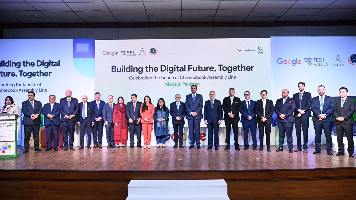Google has come to Pakistan

💻 NRTC اور Tech Valley کے ساتھ مل کر گوگل کرومبکس پاکستان میں بننا شروع ہو گئی ہیں!

🏢 گوگل کا پاکستان میں دفتر کھولنے کا اعلان!

🤝 وزارتِ آئی ٹی کے ساتھ ٹریننگز اور ڈیجیٹل اسکلز پروگرامز کا MoU فائنل ہو رہا ہے!

<a href="/Google/">Google</a> 
<a href="/sifcpakistan/">SIFC | Special Investment Facilitation Council🇵🇰</a> 
<a href="/pmln_org/">PMLN</a>
