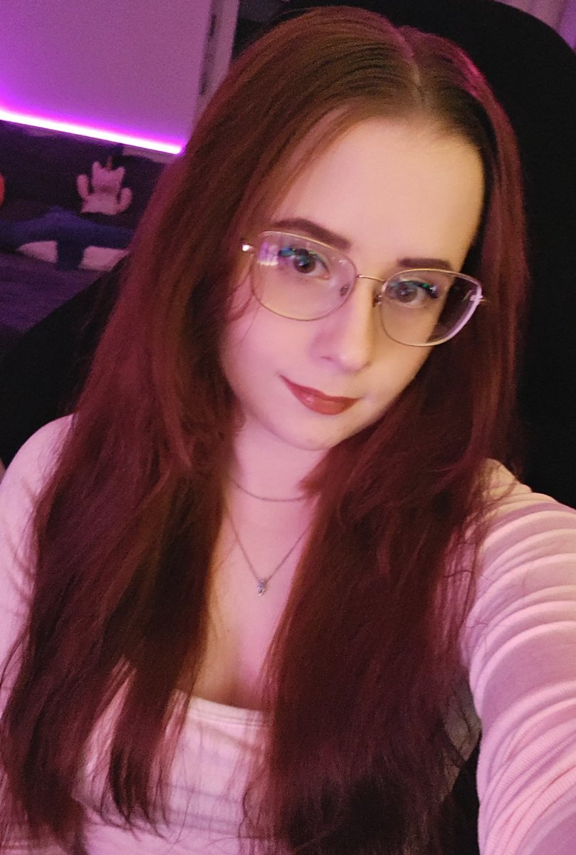 SharpRose_'s tweet image. Another day another stream! Tonight we are going all in on Subnautica!

twitch.tv/sharprose_