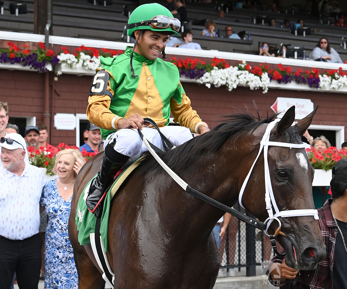 Summer Sweet, dam of She Feels Pretty, topped the #NYbred offerings at the elite <a href="/FasigTiptonCo/">Fasig-Tipton</a> Sale! Sarah Leigh bred the pricey mare, who was foaled at Berkshire Stud. Reigning HOTY My Mane Squeeze, bred by Buck Butler, also topped 6-figures. Full story: tinyurl.com/36mcnuek