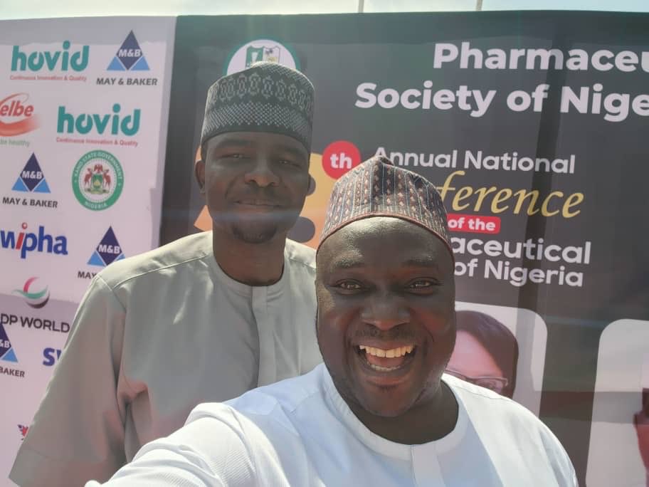 Kano’s dry air and quick changing temperature favours mild colors and cotton materials. I found this very comforting compared to my business casuals made for a more humid south.
I also liked the Borno woven cap, quite stiff but also a breather, kept my head cool for most of the