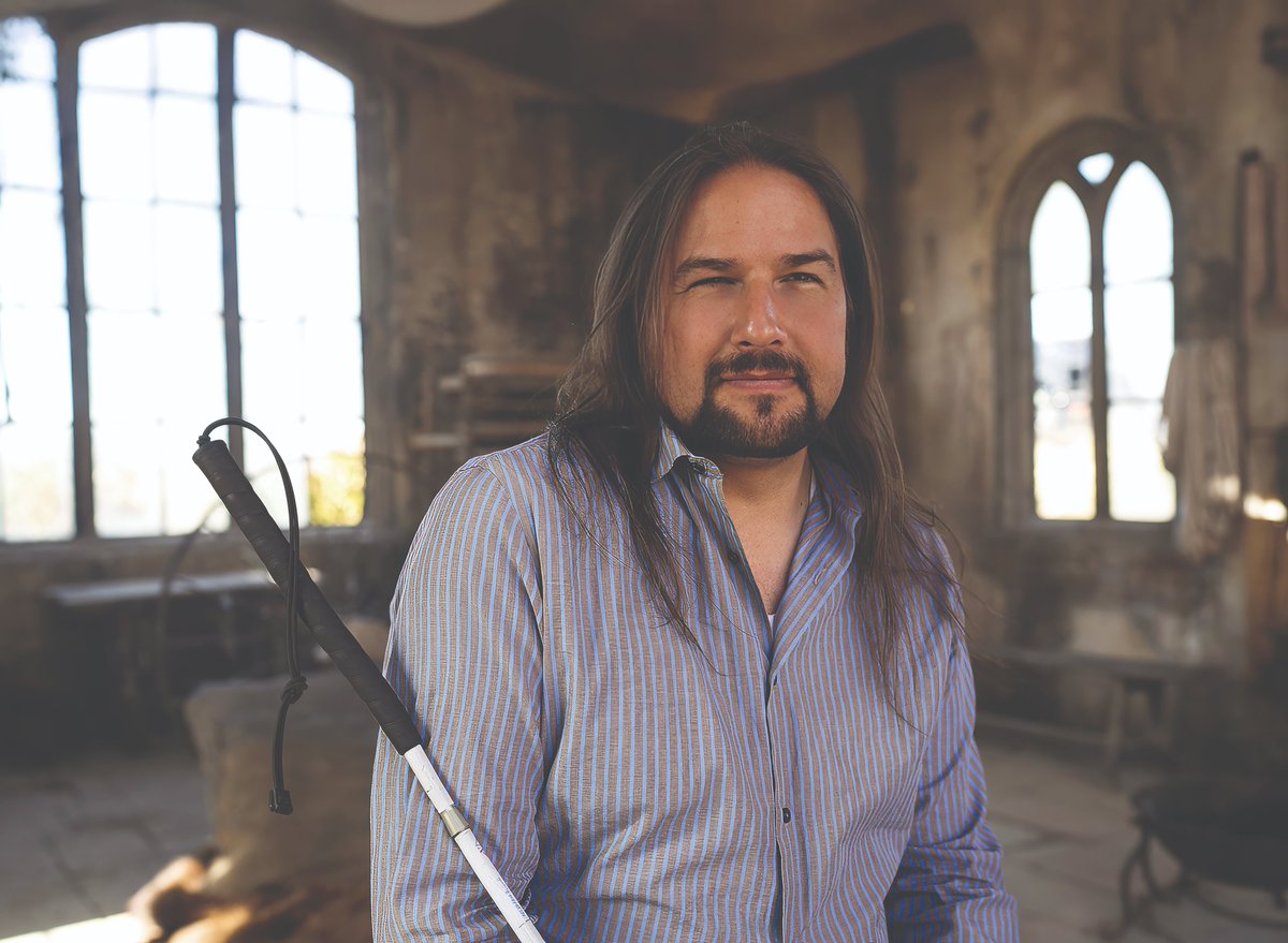 SigmaPi's tweet image. Did you check out The Emerald last week? Explore the incredible story of Joe Strechay (East Carolina &apos;97) on losing his sight and finding his way to feeling seen while working on blindness and accessibility in the entertainment industry. Find his story at issuu.com/sigmapihq/docs…