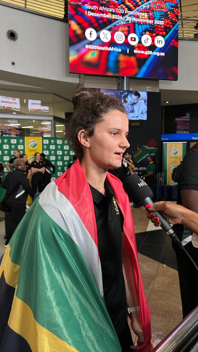 Airports_ZA's tweet image. Home is where the pride lands. Welcome back, Proteas! The spirit of resilience lives on at @ortambo_int . 🇿🇦 ✈️ #UNBREAKABLE #Proteas #ACSAllence #CWC25