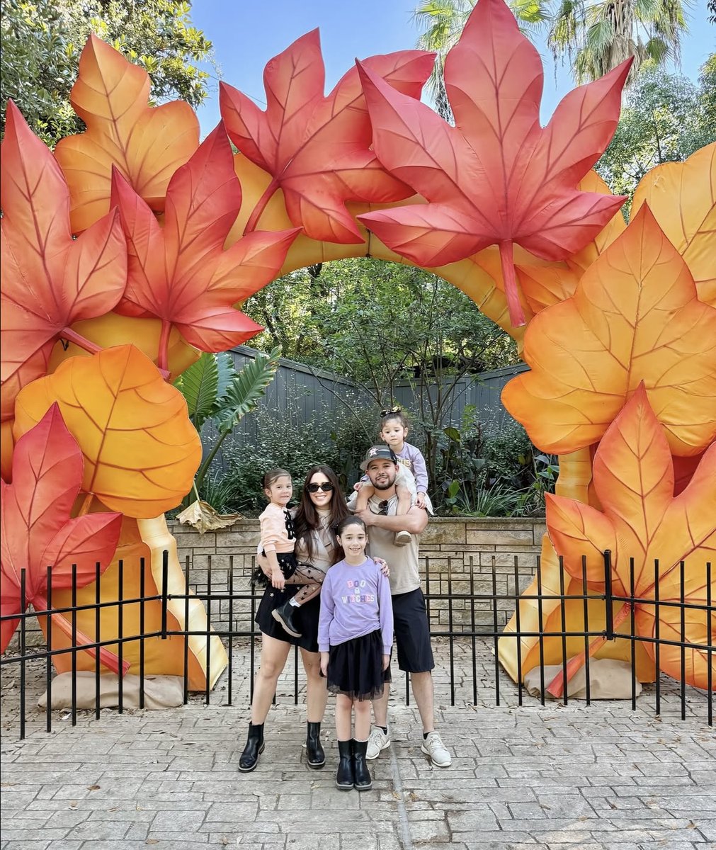 🎃 Zoo Boo presented by King &amp; Spalding was a spooktacular success! Thank you to everyone who joined us for a month full of fall fun, pumpkins, and gourd vibes.

📸: Madison H. &amp; Cinthya