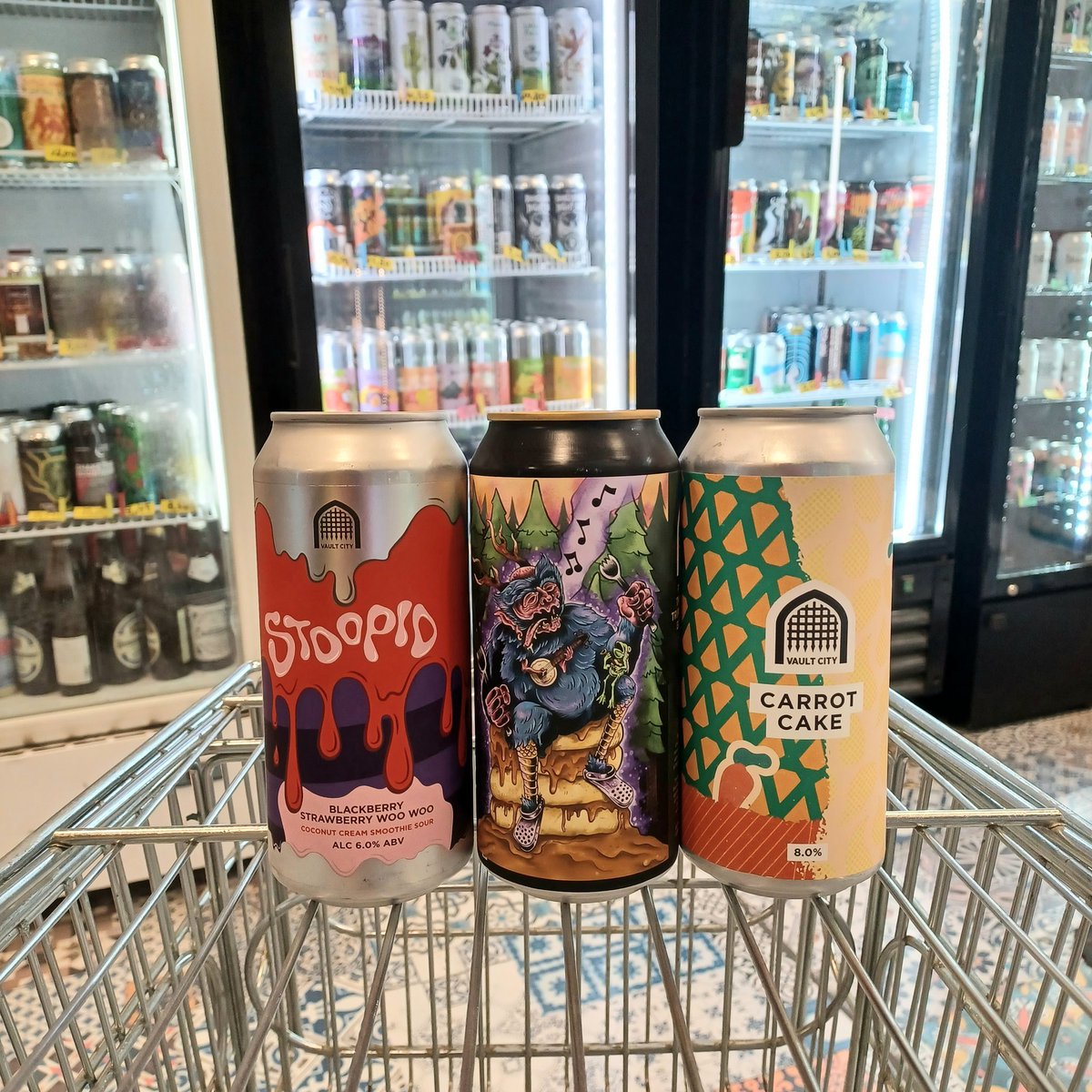 Vault City at OKasional Beer! 
🍓 Stoopid - Blackberry Strawberry Woo Woo - Smoothie Sour - 6% 
🧇 Fruits of the Forest Triple - Stacked Breakfast Waffle - Sour - 10,3% 
🥕 Carrot Cake - Sour - 8% 
okasional-beer.com 
#crafbeer #beer #cerveza #taproom #Barcelona
